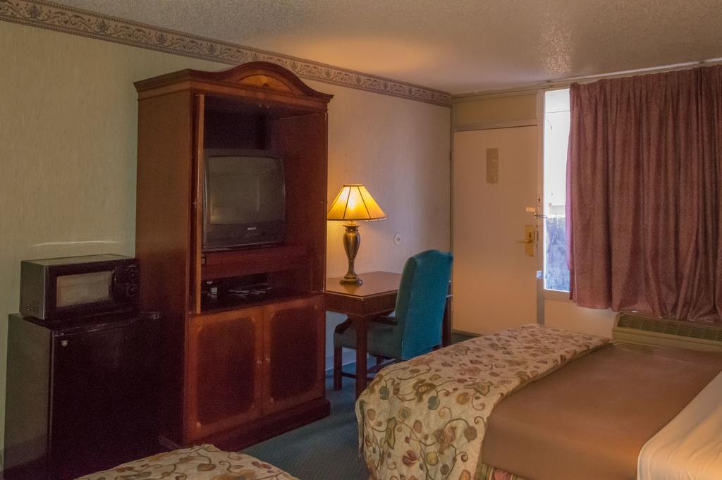 Executive Inn Hotel And Conference Center Lawton Δωμάτιο φωτογραφία