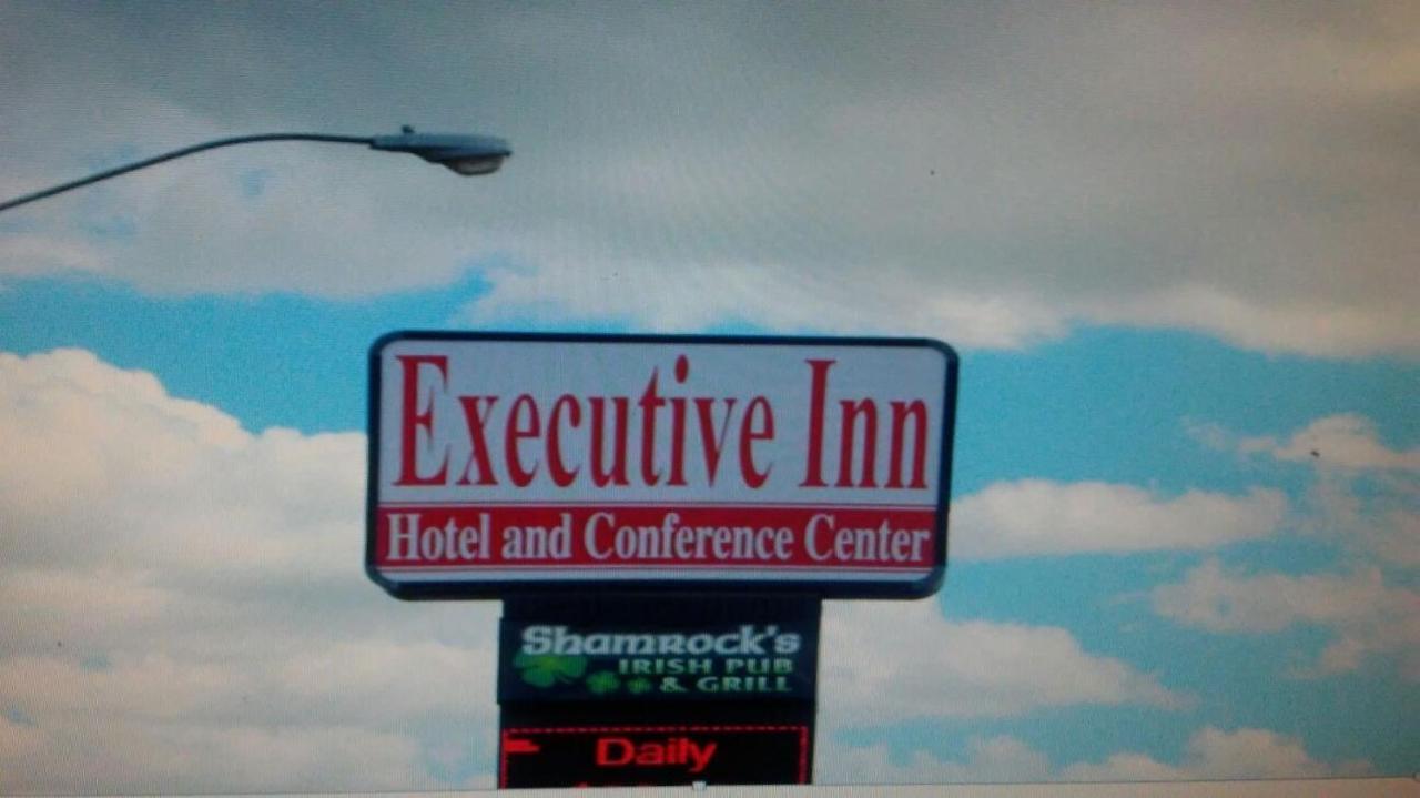 Executive Inn Hotel And Conference Center Lawton Εξωτερικό φωτογραφία